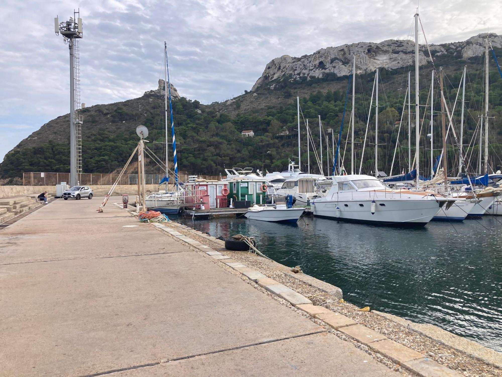 Hotel House Boat R Al Poetto 2 Pax Piu' 1 Cagliari Exterior foto